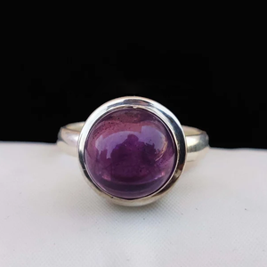 Bague en améthyste violette, argent 925, faite à la main, pour femme, style bague de fiançailles à taille ronde - Product Image 1