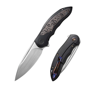 Couteaux pliants avec manche texturé gris, lame en acier inoxydable, design compact et pliable pour la randonnée en plein air et les tâches utilitaires - Product Image 2