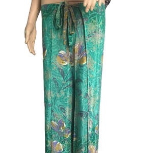 Pijama de algodón con patrón bordado rojo blanco Yashmagh bufanda árabe estilo boda uso Paquete de piezas para niñas vestido de dormir - Product Image 3