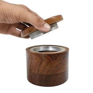 Urne funéraire en bois traditionnelle Antique Creations, design Art Déco, conteneur commémoratif écologique pour urnes en gros - Product Image 1