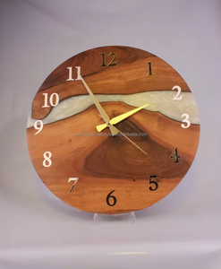 Horloge murale de salon à mouvement à quartz, style antique, à cadran unique, avec design moderne en bois organique et résine colorée effet rivière - Product Image 1