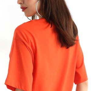 Camisetas de Mujer Hechas con Material 100% Poliéster, Estampadas, Estilo Moderno y a la Moda - Product Image 5