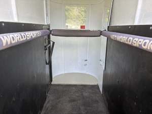 Remolque para Caballos Pinto de 1980 de Segunda Mano en Excelentes Condiciones, Disponible Ahora a Precio Económico - Product Image 4