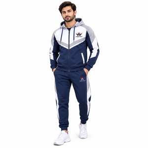 Nuevo diseño de chándal elegante para hombre, confeccionado con tela cómoda y costuras duraderas que ofrecen movimiento fácil y un acabado suave. - Product Image 6
