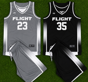 เสื้อบาสเก็ตบอลสั่งทำจำนวนมากสำหรับโรงเรียน วิทยาลัย ชมรมกีฬา ประสิทธิภาพสูง ผลิตจากโพลีเอสเตอร์ 100% พิมพ์ลายแบบระเหิด ระบายอากาศได้ดี รับผลิตแบบ OEM ODM - Product Image 1