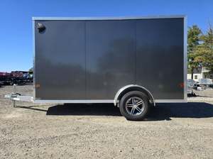 Nuevo 2026 6X12 EZ Hauler 6x12 XLT PRO Galvanizado Cerrado de Aluminio En Stock - Product Image 3