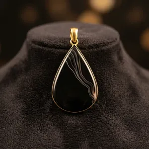 จี้หินอาเกตธรรมชาติลายเส้นพร้อมทองเหลือง ขายส่ง จี้หินทำมือ - Product Image 1