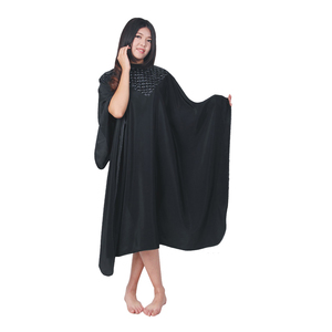 Cape de coiffure pour salon, cape de barbier, 100% polyester, résistante à l'eau, avec logo personnalisé - Product Image 5