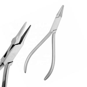 Alicates de punta plana de acero inoxidable de alta calidad de 14 cm con mordazas dentadas y lisas para doblar alambres dentales y de ortodoncia manual - Product Image 5