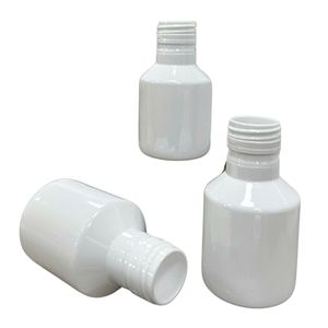 Botellas de plástico PET ecológicas de alta calidad de 50 ml, fabricación de botellas de plástico pequeñas, botellas de plástico OEM ODM, hechas en Vietnam - Product Image 4