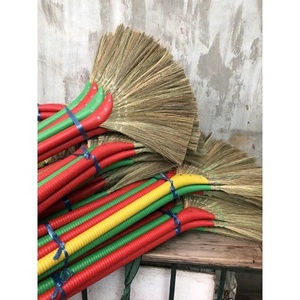 Balai en paille de blé en vrac avec manche robuste pour le nettoyage des sols domestiques, biodégradable, OEM, marque privée - Product Image 4