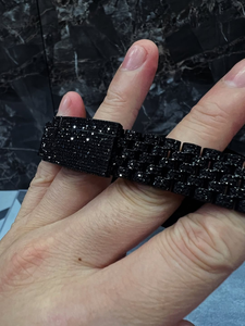 Montre de luxe entièrement sertie de diamants noirs, cadran rond avec affichage de la date, montre-bracelet avec chiffres romains blancs, bijoux pour hommes style hip-hop - Product Image 6