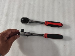 MANIVELA DE TRAMPAQUEO DE 1/2'' TIPO OVALADO CON AGARRE DE GOMA - Product Image 2