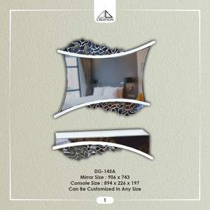 Ce miroir LED est un élément élégant et moderne pour toute décoration intérieure, idéal pour les entrées, les salons ou les chambres. - Product Image 1