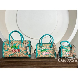 Bolso de Hombro de Cuero Vacuno Genuino Hecho a Mano con Diseño de Girasol, Estilo Personalizado, de Lujo, para Mujer, Bolso de Viaje - Product Image 1
