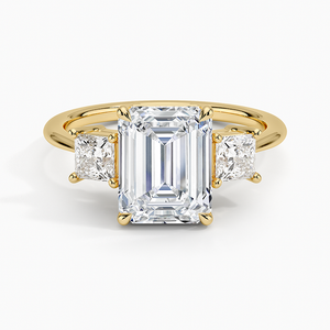 Bague à trois pierres en or jaune 14 carats avec diamant de laboratoire taille émeraude et pierres latérales taille princesse, bague de fiançailles et de mariage pour femme, bijoux raffinés - Product Image 1