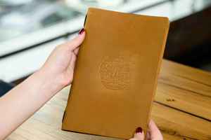 Porta Menús de Cuero de Lujo con Logotipo Personalizado, Plegable, Protector, para Restaurante, Cafetería, Material de Primera Calidad, LMC-0066 - Product Image 6