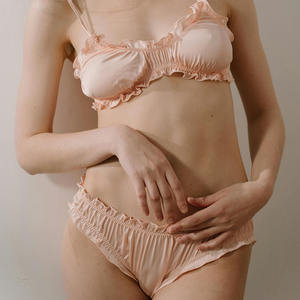 Ensemble de soutien-gorge et de bikini pour femmes de qualité supérieure, taille plus, respirant, dentelle transparente, broderie, fermeture à boutons dans le dos, sans armatures, 100% coton - Product Image 2