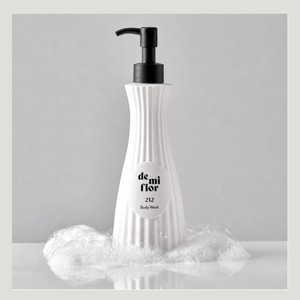 Gel de ducha Demiflo Korean K-Beauty 212 Citrus Nomad, 250g, Hecho en Corea, con Glicerina, para todo tipo de piel - Product Image 2