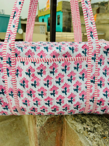 Pink Floral Print Textile <b>Duffel</b> <b>Bag</b> With Zipper Closure Casual Travel Weekender <b>Bag</b> Portable Design - Product Image 3