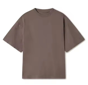 Camiseta de corte cuadrado estilo streetwear con logo personalizado OEM, camiseta corta de algodón grueso con estampado gráfico, camiseta oversize de corte cuadrado para hombre - Product Image 3