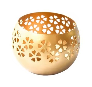 Decorative Edge Metal Votive Candle Holder Stylish Tea Light Holder Home Accent Decor - Product Image 3