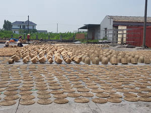 Falda de árbol de Navidad Natural plegable de jacinto de agua estilo bohemio ecológico tejida a mano 36 pulgadas personalizable Vietnam - Product Image 6