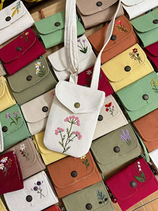Vintage Embroidered Waterproof Linen Wallet <b>Mini</b> Crossbody Purse Zipper Cotton Floral Canvas Coin Bag for Women Travel Gift - Product Image 1
