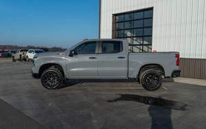 MINT RHD/LHD 2024 Chevroletz Silverado K1500 LT Trail Boss 4WD - Product Image 3