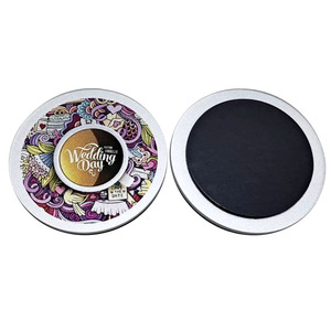 Magnets de réfrigérateur ronds élégants en acrylique – Autocollants magnétiques colorés pour décoration de mariage - Product Image 4