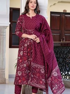 Floral Printed Notch Neck Anarkali <b>Kurta</b> Trousers Dupatta <b>Women</b> Traditional Rayon Regular Fit Knee-Length Casual Wear Quick Dry - Product Image 4