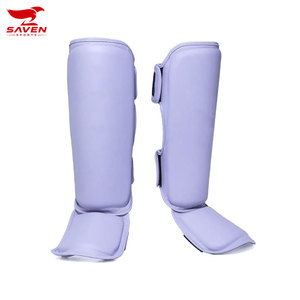 Protège-tibias réglables en cuir synthétique de haute qualité pour entraînement Muay Thai MMA avec fermeture auto-agrippante – Vente en gros - Product Image 3