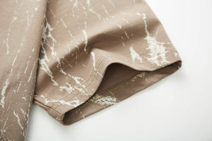 เสื้อยืดคอกลมคุณภาพสูง ทรงโอเวอร์ไซส์ สำหรับผู้ชายและผู้หญิง  ผ้าคอตตอนเนื้อหนา ระบายอากาศได้ดี  สีสันและแบบสั่งทำได้ - Product Image 4