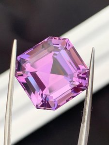 Pierre précieuse d'améthyste naturelle, taille coussin, violet, certifiée IGI, effet lumineux, pour la fabrication de bijoux, bagues, pendentifs, colliers - Product Image 2
