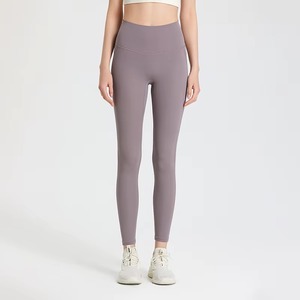Leggings de yoga taille haute pour femmes, doux et anti-déchirures, en Spandex/Polyester, couleur unie, sans couture, séchage rapide, fabrication OEM/ODM sur mesure en gros - Product Image 1