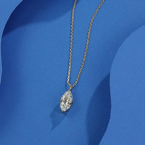 Collier de fiançailles et de mariage en diamant de laboratoire taille marquise pour femme, or jaune 22 carats rhodié, pendentif solitaire classique IGI - Product Image 3