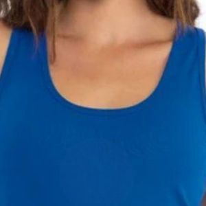 Débardeur basique en coton pour femme, chemise sans manches classique, vêtement décontracté respirant pour la vente au détail et les vêtements promotionnels - Product Image 3
