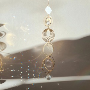 Atrapasueños de pared de 4 capas de metal dorado y cristal para la sala de estar, centro de mesa, decoración de pared, pasillo o entrada. - Product Image 6
