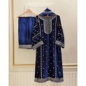 Robe modeste de créateur pour les fêtes Top Bottom et Dupatta-Tenue élégante et élégante - Product Image 1