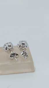 Wholesale Moissanite 1CT Round Cut Diamond <b>Stud</b> <b>Earrings</b> for Women's 925 <b>Silver</b> Fine Weddings Parties Gifts For Lovers - Product Image 5