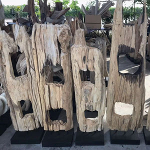 ไม้ลอยน้ำบนแท่นตกแต่งสไตล์ไทย - Product Image 1