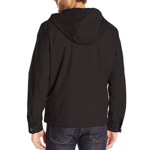 Veste imperméable à capuche pour homme avec fermeture éclair et poches, couleur noire unie, vêtement d'extérieur décontracté pour l'automne - Product Image 4
