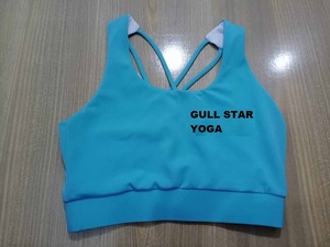 Women Seamless Scoop Neck Racerback Sports Bra Medium Support Breathable Yoga Fitness Wear White Solid Color - Product Image 1