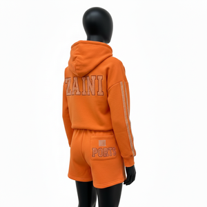 Conjunto de Sudadera con Capucha y Pantalones Cortos para Mujer, Color Naranja, 320 GSM, Mezcla de Algodón Grueso, Forro Polar, Panel de Manga con Pedrería, Logotipo Personalizado - Product Image 5