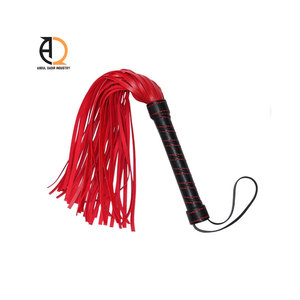 Fouet en cuir artisanal tressé pour adultes - Product Image 3