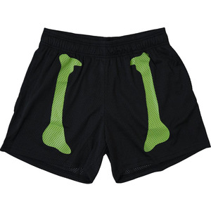 Pantalones Cortos Deportivos Casuales de Malla Negra para Hombre con Diseño de Apliques Verdes y Cintura Elástica - Product Image 1