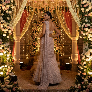 Lehenga Choli de mariée de luxe, entièrement perlé à la main, avec broderies riches et dupatta assorti, tenue de mariage haut de gamme pour les mariées - Product Image 3