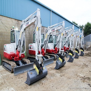 Miniexcavadora Takeuchi Moderna con Diseño Compacto y Práctico, Gran Capacidad de Excavación, Funcionamiento Suave y Excelente - Product Image 4