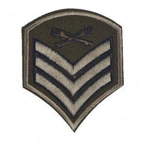 Insignes Chevron de Haute Qualité pour Vestes Sur Mesure, Écussons Brodés Décoratifs, Badges Durables et Personnalisables - Product Image 4