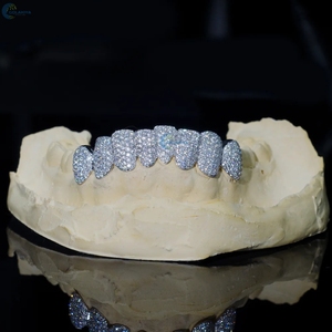 Juego Completo Premium de Grillz de Moissanita y Plata 925, con Incrustaciones de Piedras, para Dientes Superiores e Inferiores, Joyería Dental Personalizada Estilo Hip Hop - Product Image 3